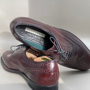 Florsheim Men's Dark Red Leather Oxfords (LOT 410)